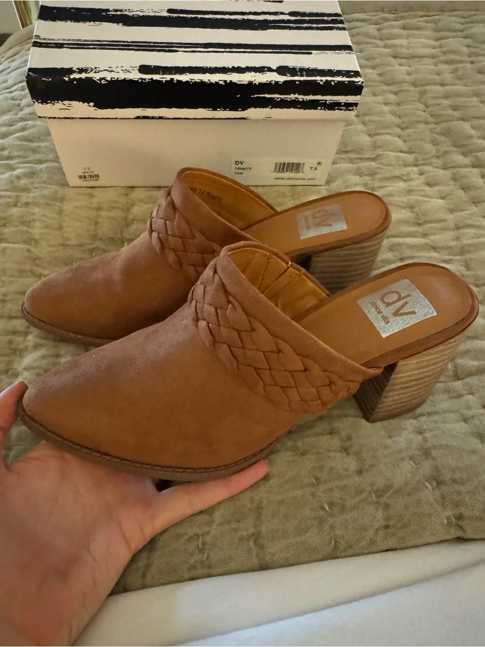 NWT Dolce Vita Trinity Tan Color SIZE 7.5